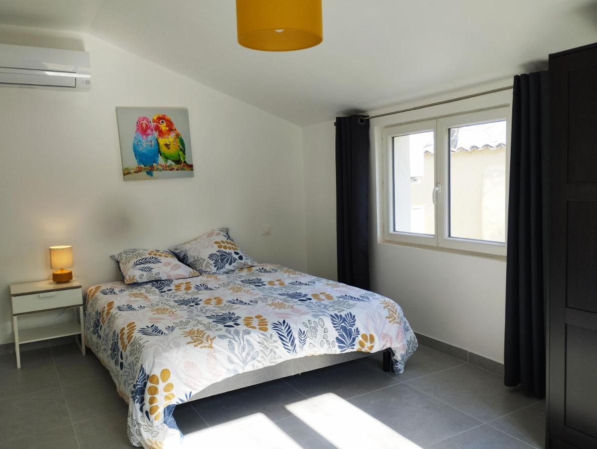 Appartement Meuble Et Tout Confort, Au Milieu De La Campagne Saint-Paul-Trois-Châteaux Exteriör bild