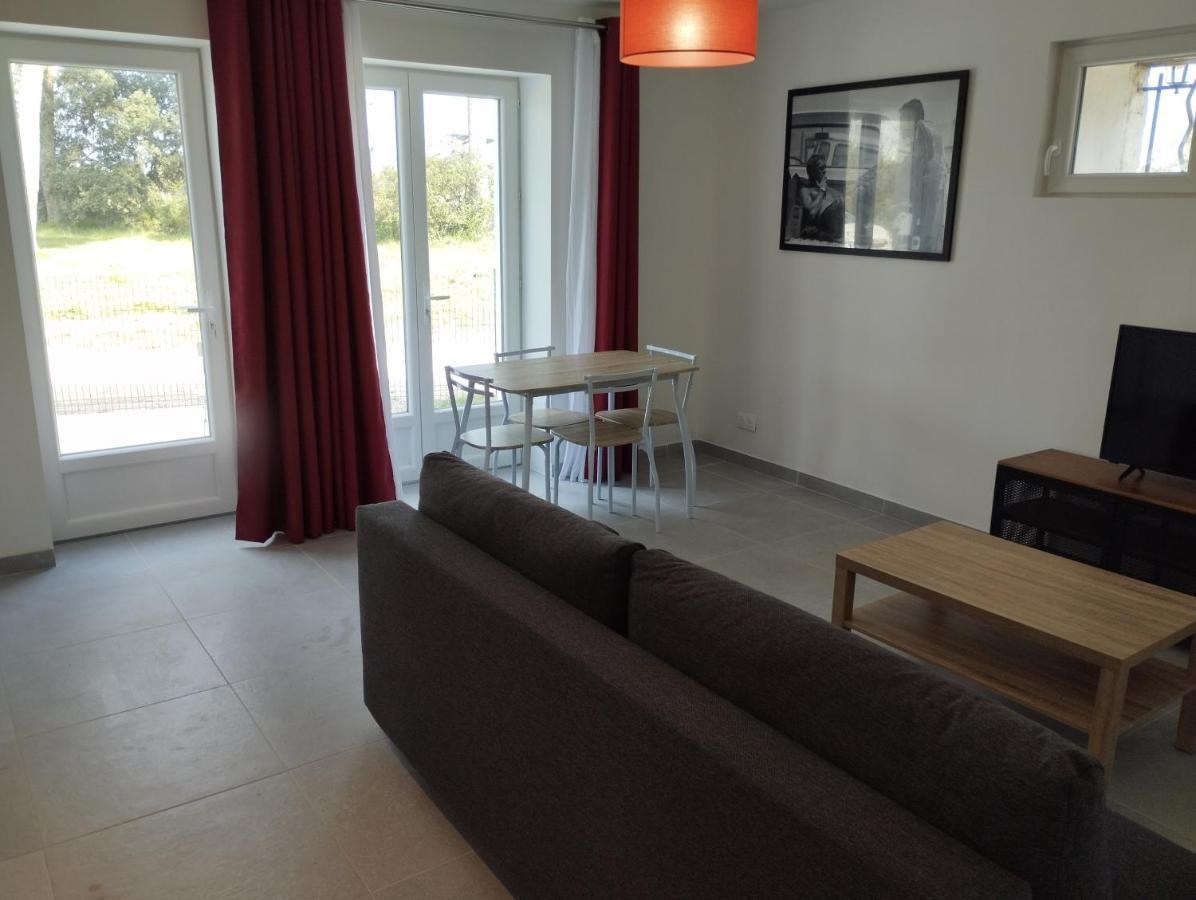 Appartement Meuble Et Tout Confort, Au Milieu De La Campagne Saint-Paul-Trois-Châteaux Exteriör bild
